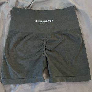 OG TITANIUM alphalete AMPLIFY shorts